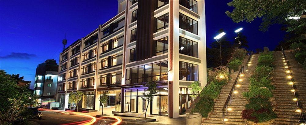Lealea Garden Hotels - Moon Lake Yuchi Exterior photo