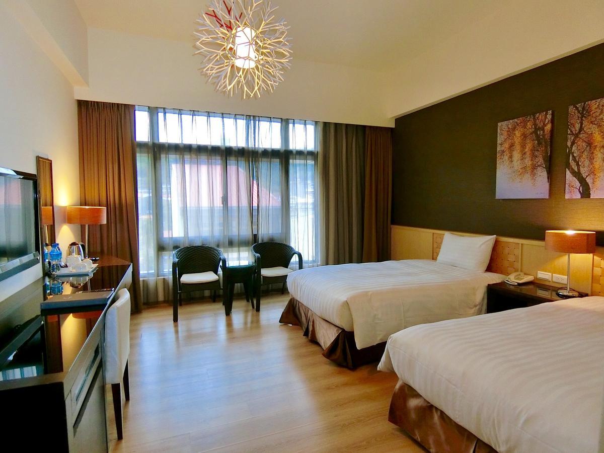 Lealea Garden Hotels - Moon Lake Yuchi Exterior photo